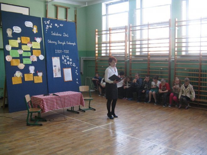 Szkolne Dni Ochrony Danych Osobowych w Zespole Szkół nr 4 - zdjęcie #1 - eOstroleka.pl