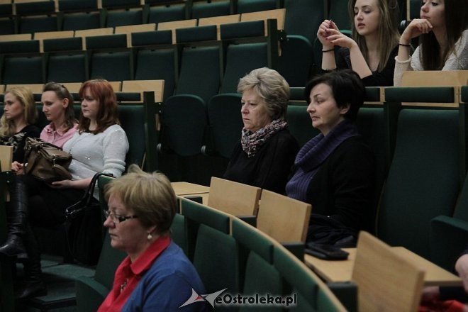 Ostrołęka: Pierwsze z cyklu spotkań „Badam się, więc mam pewność” [11.02.2014] - zdjęcie #11 - eOstroleka.pl