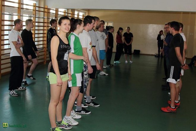 Krav Maga w Kadzidle. Mieszkańcy uczyli się samoobrony [11.02.2013] - zdjęcie #59 - eOstroleka.pl