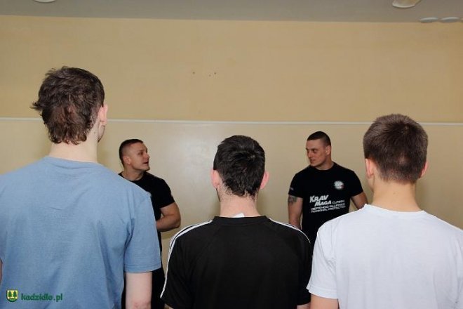 Krav Maga w Kadzidle. Mieszkańcy uczyli się samoobrony [11.02.2013] - zdjęcie #55 - eOstroleka.pl