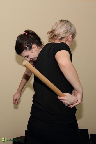Krav Maga w Kadzidle. Mieszkańcy uczyli się samoobrony [11.02.2013] - zdjęcie #9 - eOstroleka.pl