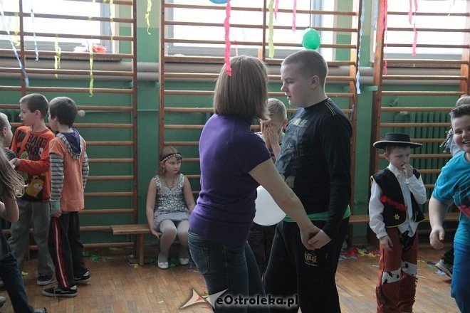 Bal karnawałowy w ZS nr 4 [WIDEO, ZDJĘCIA] - zdjęcie #34 - eOstroleka.pl