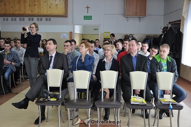 Konferencja „Skuteczność na rynku pracy kompetencje zawodowe, język obcy i przedsiębiorczość” [14.02.2014] - zdjęcie #6 - eOstroleka.pl