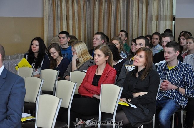 Konferencja „Skuteczność na rynku pracy kompetencje zawodowe, język obcy i przedsiębiorczość” [14.02.2014] - zdjęcie #7 - eOstroleka.pl