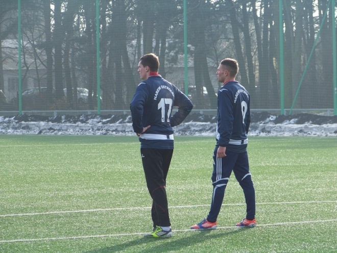 Narew Ostrołęka - Iskra Krasne (15.02.2014) - zdjęcie #32 - eOstroleka.pl
