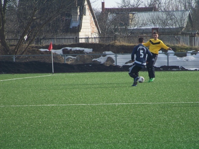 Narew Ostrołęka - Iskra Krasne (15.02.2014) - zdjęcie #23 - eOstroleka.pl