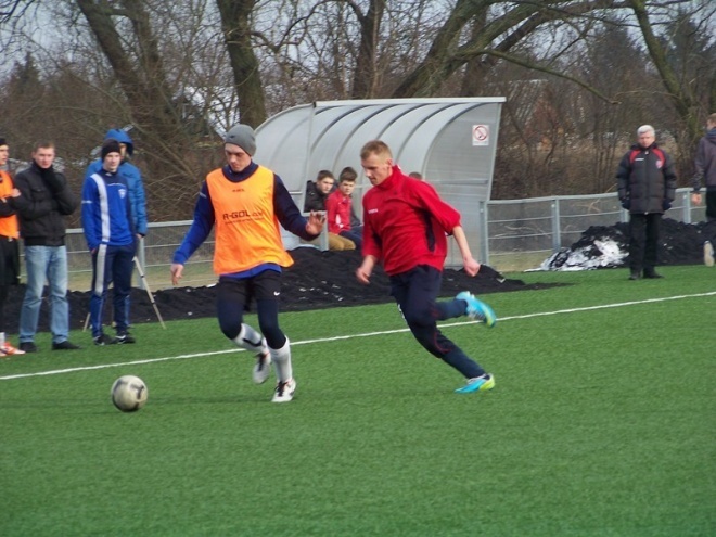 Rzekunianka Rzekuń - Narew Ostrołęka 97 (16.02.2014) - zdjęcie #5 - eOstroleka.pl