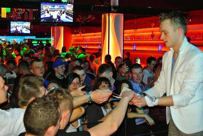Noc Flirtów - Impreza Walentynkowa w Klubie Ibiza Zalesie [15.02.2014] - zdjęcie #25 - eOstroleka.pl