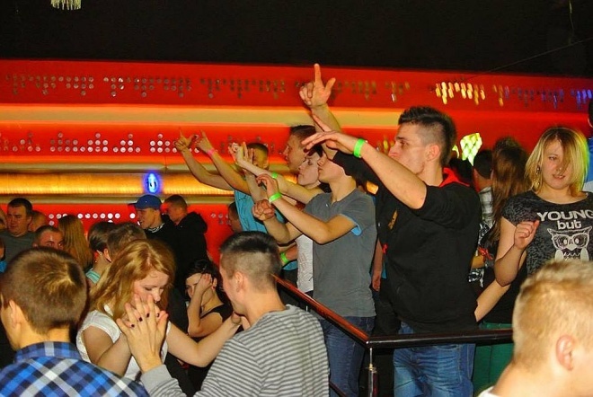Noc Flirtów - Impreza Walentynkowa w Klubie Ibiza Zalesie [15.02.2014] - zdjęcie #6 - eOstroleka.pl
