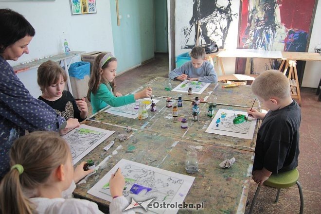 Ferie z OCK: Zajęcia plastyczne w Galerii Ostrołęka [18.02.2014] - zdjęcie #7 - eOstroleka.pl