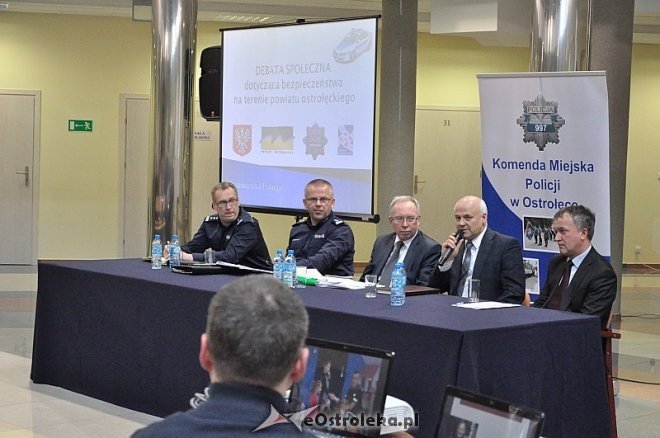  II Ostrołęcka Debata Społeczna „Bezpieczeństwo to nasza wspólna sprawa” [18.02.2014] - zdjęcie #1 - eOstroleka.pl