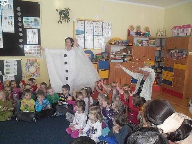 Spotkanie Czytelnicze w Przedszkolu MIejskim nr 17 w Osrołęce [19.02.2014] - zdjęcie #6 - eOstroleka.pl