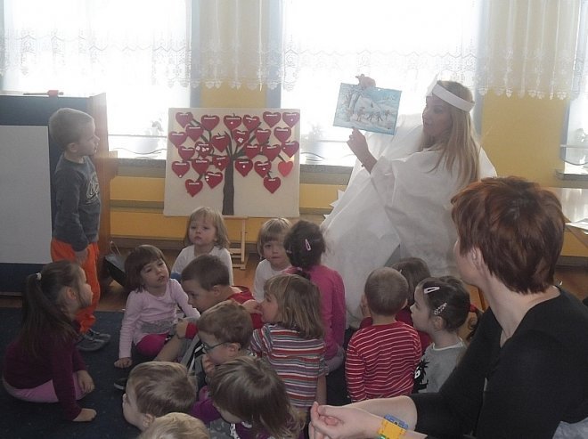 Spotkanie Czytelnicze w Przedszkolu MIejskim nr 17 w Osrołęce [19.02.2014] - zdjęcie #5 - eOstroleka.pl