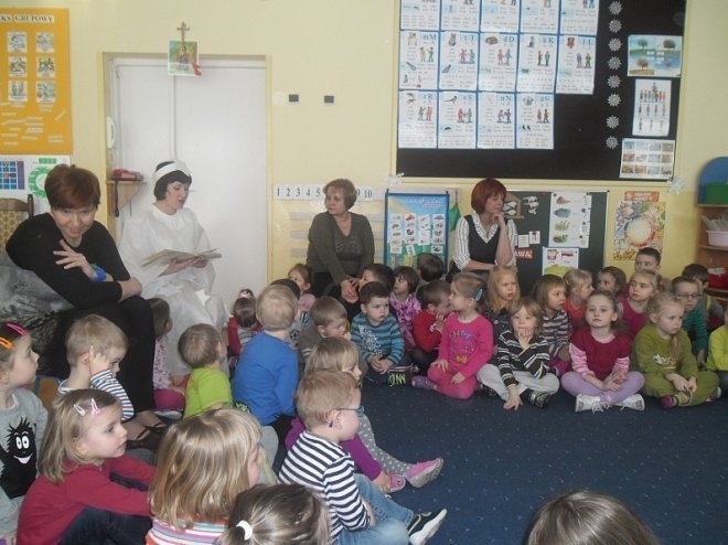 Spotkanie Czytelnicze w Przedszkolu MIejskim nr 17 w Osrołęce [19.02.2014] - zdjęcie #3 - eOstroleka.pl