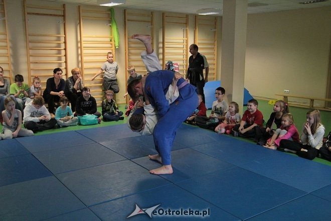 Ferie z Aquaparkiem: Pokaz walk brazylijskiego jiu jitsu 26.02.2014] - zdjęcie #8 - eOstroleka.pl