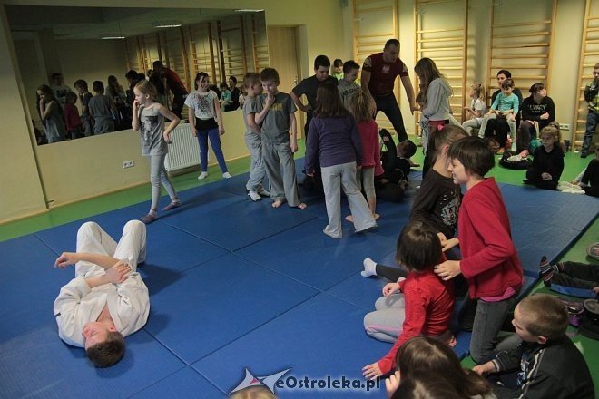 Ferie z Aquaparkiem: Pokaz walk brazylijskiego jiu jitsu 26.02.2014] - zdjęcie #43 - eOstroleka.pl