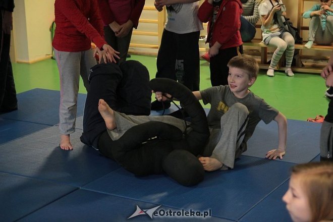Ferie z Aquaparkiem: Pokaz walk brazylijskiego jiu jitsu 26.02.2014] - zdjęcie #14 - eOstroleka.pl