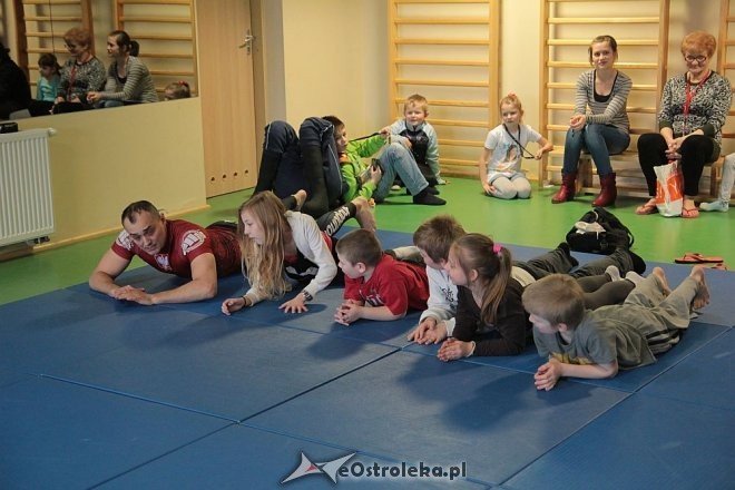 Ferie z Aquaparkiem: Pokaz walk brazylijskiego jiu jitsu 26.02.2014] - zdjęcie #6 - eOstroleka.pl
