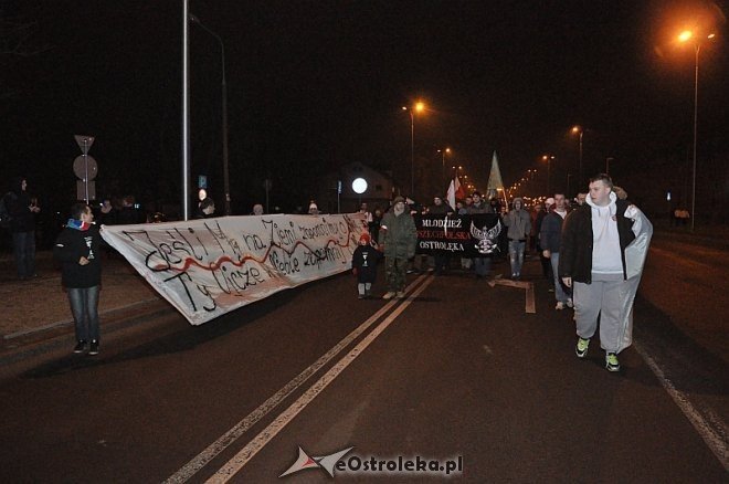 Marsz Pamięci Żołnierzy Wyklętych [01.03.2014] - zdjęcie #59 - eOstroleka.pl