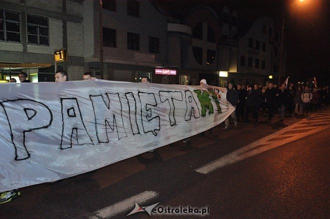 Marsz Pamięci Żołnierzy Wyklętych [01.03.2014] - zdjęcie #49 - eOstroleka.pl