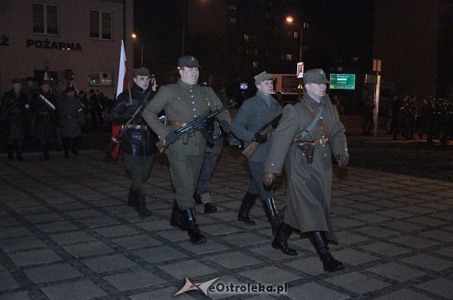 Marsz Pamięci Żołnierzy Wyklętych [01.03.2014] - zdjęcie #35 - eOstroleka.pl