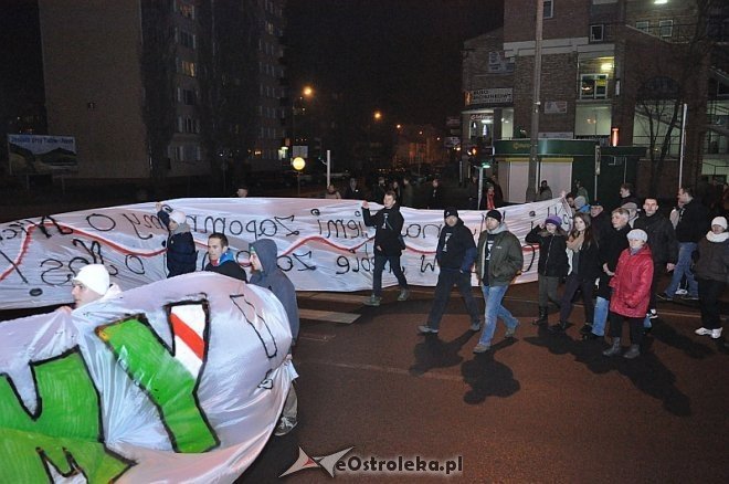 Marsz Pamięci Żołnierzy Wyklętych [01.03.2014] - zdjęcie #34 - eOstroleka.pl