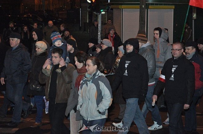 Marsz Pamięci Żołnierzy Wyklętych [01.03.2014] - zdjęcie #27 - eOstroleka.pl