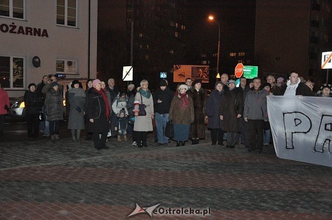 Marsz Pamięci Żołnierzy Wyklętych [01.03.2014] - zdjęcie #10 - eOstroleka.pl