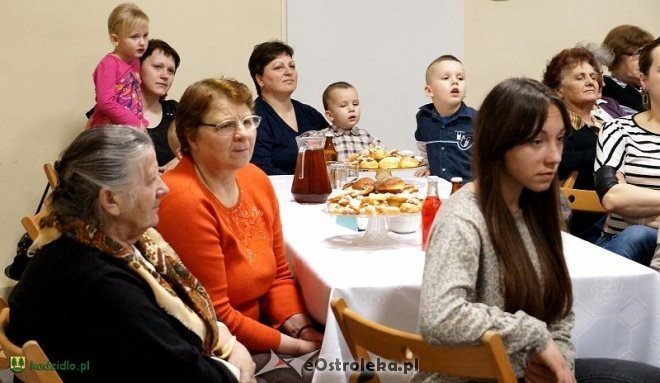 Zapusty na Kurpiach: Przedstawienie o „Ciorciuku” [04.03.2014] - zdjęcie #36 - eOstroleka.pl