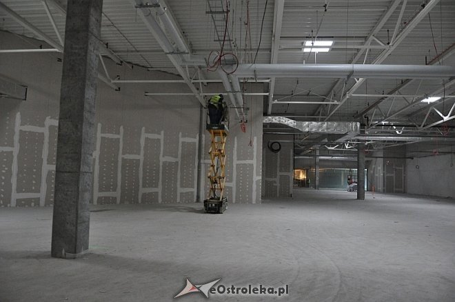 Obecny stan galerii Bursztynowa [04.03.2014] - zdjęcie #43 - eOstroleka.pl
