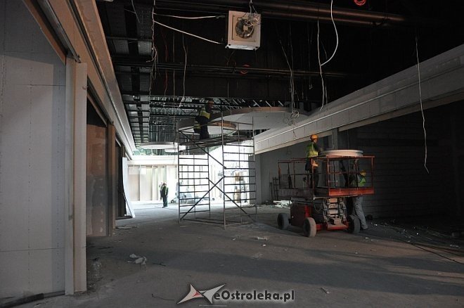 Obecny stan galerii Bursztynowa [04.03.2014] - zdjęcie #32 - eOstroleka.pl