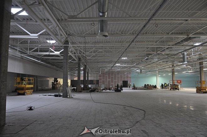 Obecny stan galerii Bursztynowa [04.03.2014] - zdjęcie #10 - eOstroleka.pl