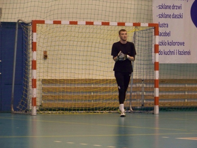 Nocna Liga Futsalu - 11. kolejka (07.03.2014) - zdjęcie #8 - eOstroleka.pl