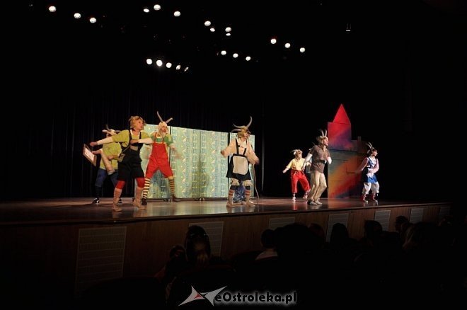 Spektakl teatralny „Przygody Koziołka Matołka” [09.03.2014] - zdjęcie #44 - eOstroleka.pl
