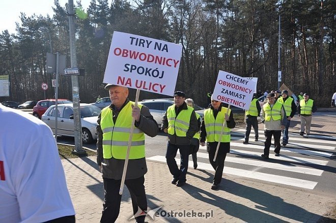 Kolejny protest na rondzie ks. Siemowita III [10.03.2014] - zdjęcie #6 - eOstroleka.pl