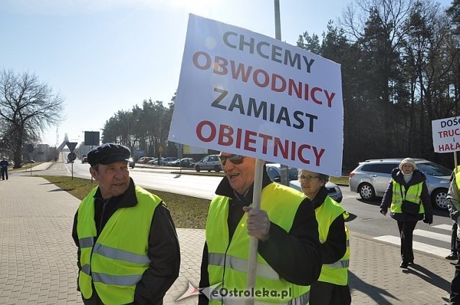 Kolejny protest na rondzie ks. Siemowita III [10.03.2014] - zdjęcie #8 - eOstroleka.pl