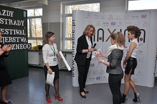 VI Festiwal Fryzjerstwa Artystycznego [11.03.2014] - zdjęcie #1 - eOstroleka.pl