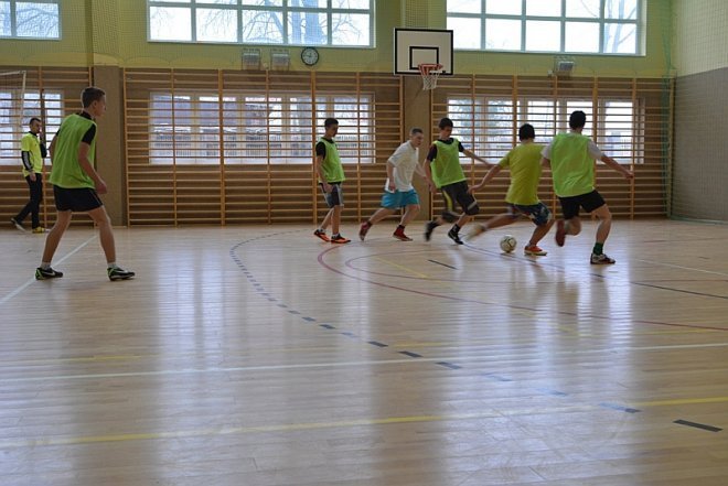 Turniej halowej piłki nożnej w Goworowie [12.03.2014] - zdjęcie #12 - eOstroleka.pl