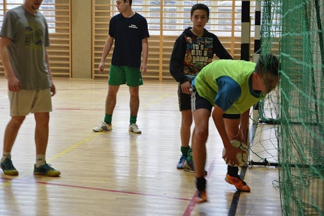 Turniej halowej piłki nożnej w Goworowie [12.03.2014] - zdjęcie #4 - eOstroleka.pl