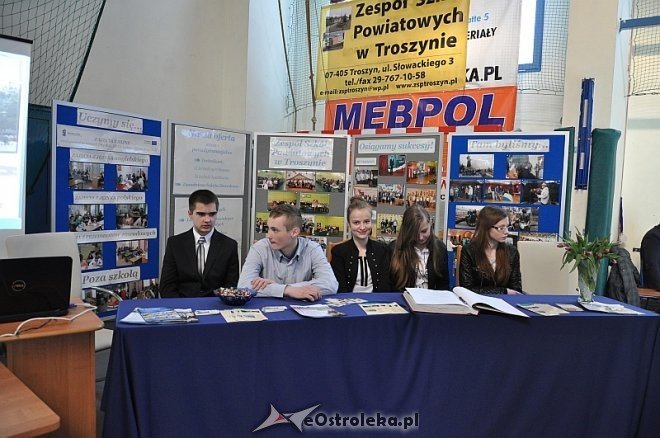 VIII Młodzieżowe Targi Edukacji i Pracy [13.03.2014] - zdjęcie #15 - eOstroleka.pl