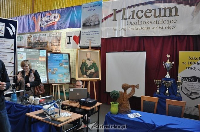VIII Młodzieżowe Targi Edukacji i Pracy [13.03.2014] - zdjęcie #21 - eOstroleka.pl