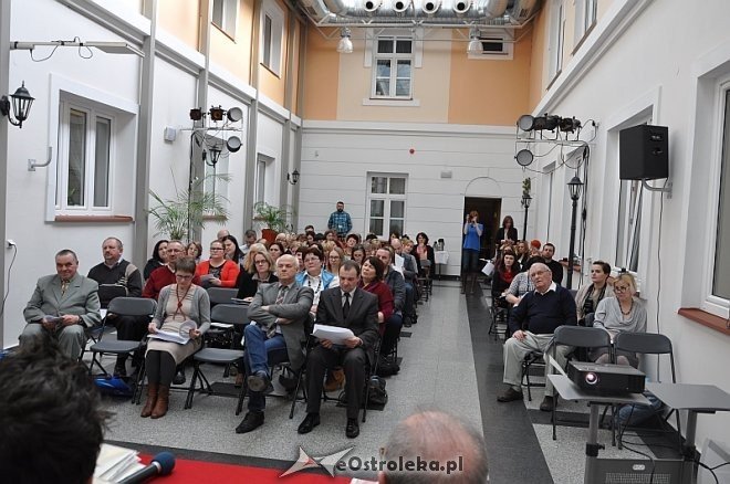 III Konferencję z cyklu „Kultura językowa Kurpiów” [13.03.2014] - zdjęcie #14 - eOstroleka.pl