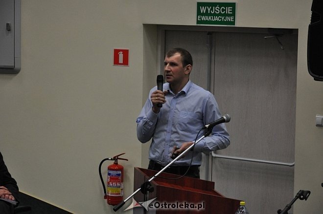 Konferencja naukowa - „Możliwości zwiększenia produkcji mleka w powiecie ostrołęckim” [13.03.2014] - zdjęcie #1 - eOstroleka.pl