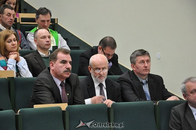 Konferencja naukowa - „Możliwości zwiększenia produkcji mleka w powiecie ostrołęckim” [13.03.2014] - zdjęcie #3 - eOstroleka.pl