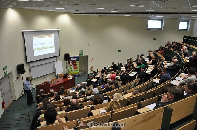Konferencja naukowa - „Możliwości zwiększenia produkcji mleka w powiecie ostrołęckim” [13.03.2014] - zdjęcie #1 - eOstroleka.pl