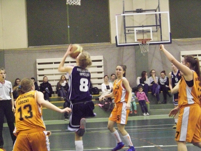 Unia Basket Ostrołęka - UKS Basket Aleksandrów Łódzki (14.03.2014) - zdjęcie #31 - eOstroleka.pl