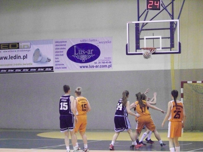 Unia Basket Ostrołęka - UKS Basket Aleksandrów Łódzki (14.03.2014) - zdjęcie #18 - eOstroleka.pl