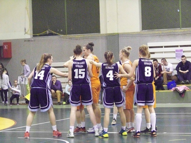 Unia Basket Ostrołęka - UKS Basket Aleksandrów Łódzki (14.03.2014) - zdjęcie #6 - eOstroleka.pl