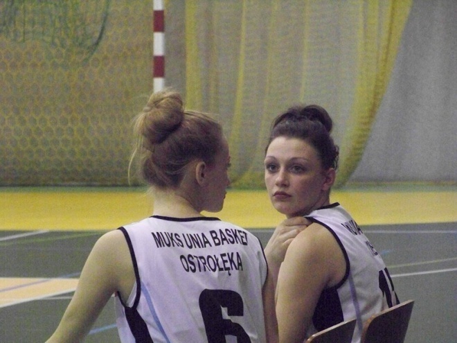 Unia Basket Ostrołęka - MKS Zabrze (15.03.2014) - zdjęcie #10 - eOstroleka.pl