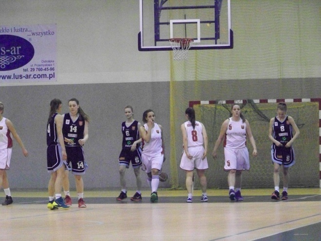 Unia Basket Ostrołęka - Ostrovia Ostrów Wielkopolski (16.03.2014) - zdjęcie #45 - eOstroleka.pl